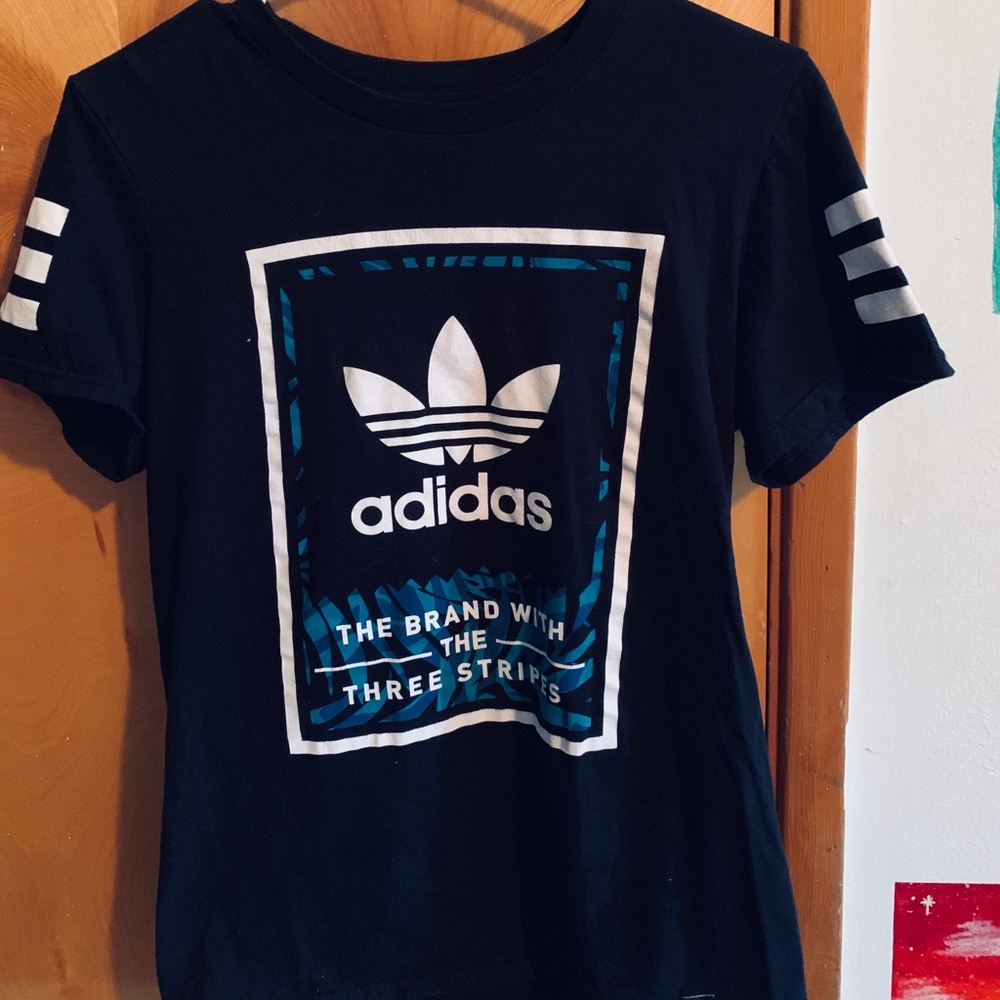 Adidas T-Shirt